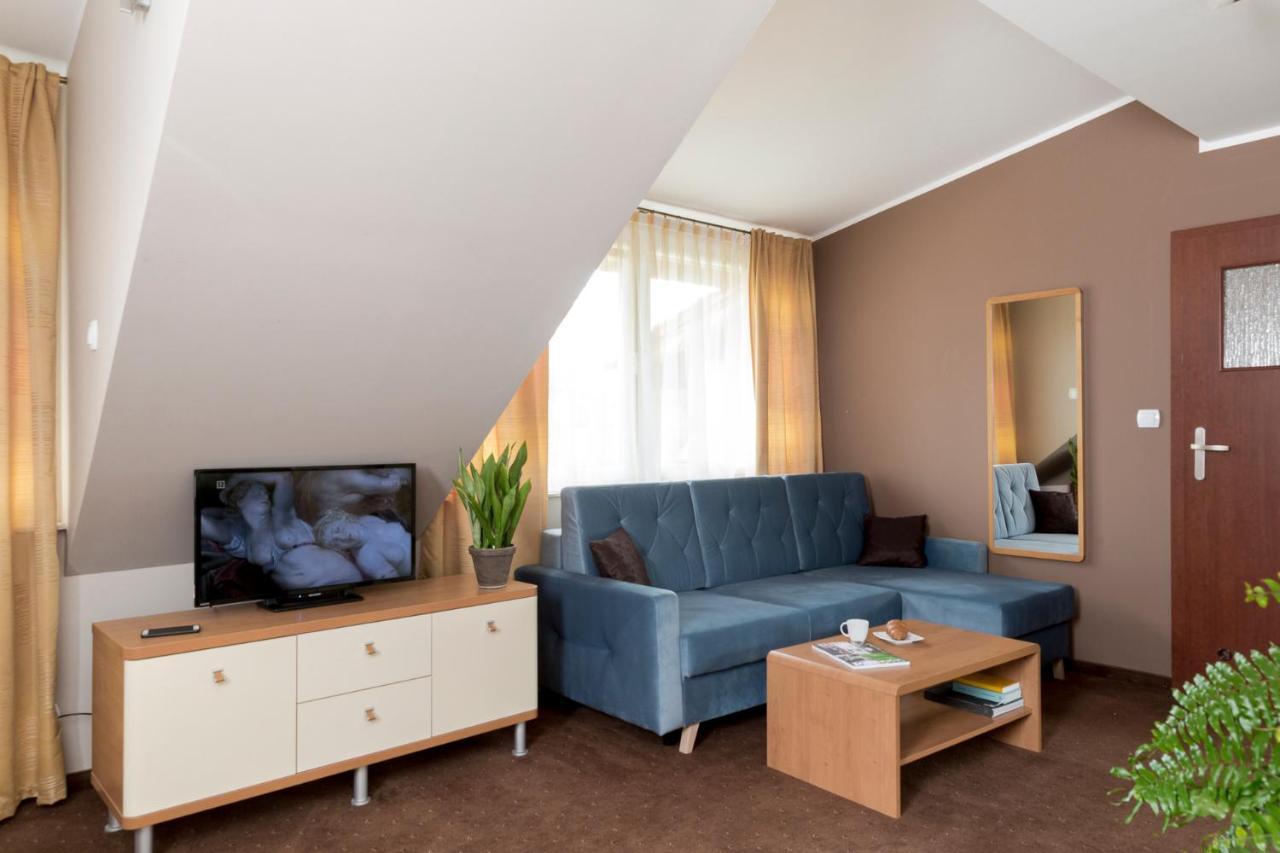 Noce I Dnie Otel Postołowo Dış mekan fotoğraf