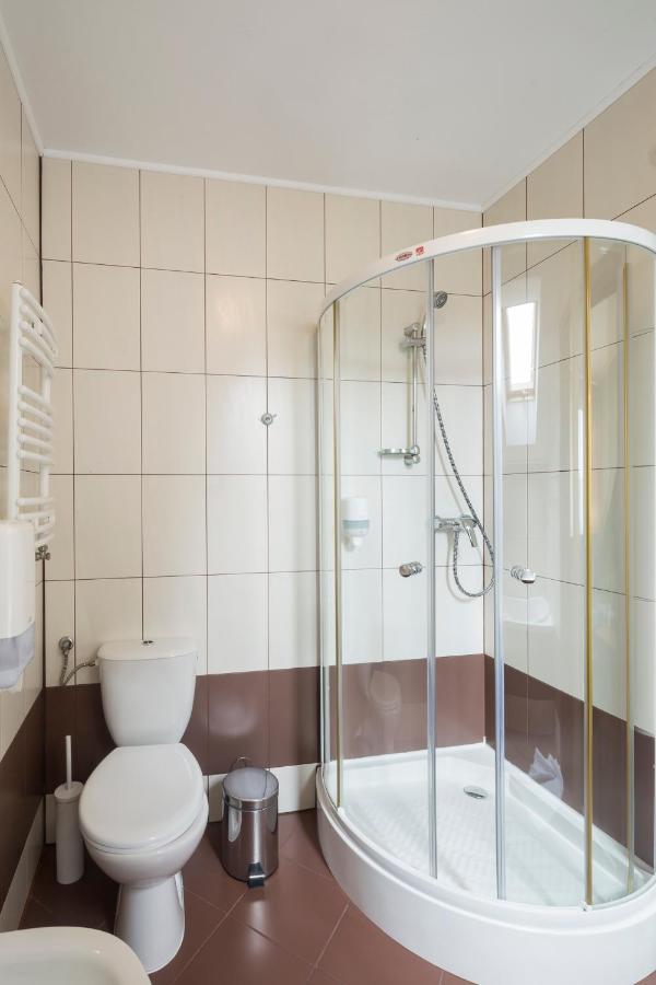 Noce I Dnie Otel Postołowo Dış mekan fotoğraf